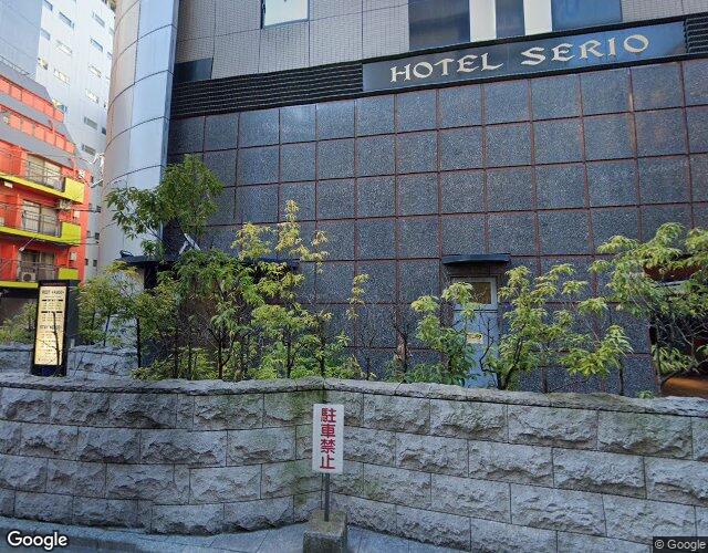 新宿区歌舞伎町　HOTEL SERIO 左側からの外観