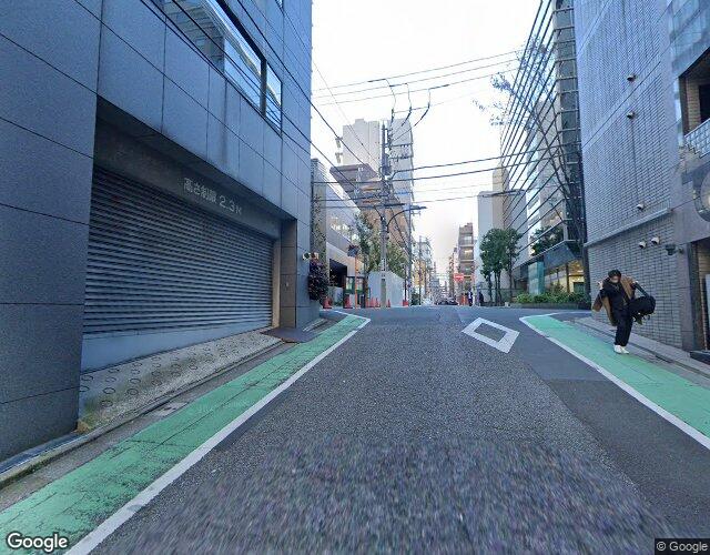ホテル 新御苑 左側からの外観