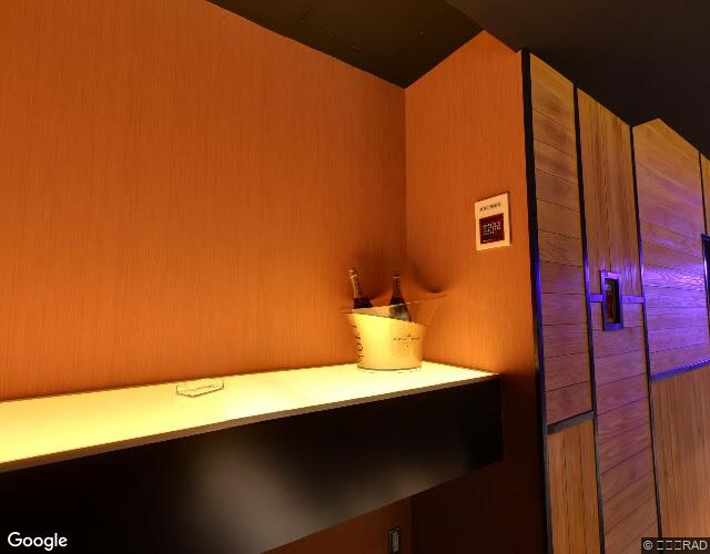 HOTEL SK PLAZA 裏側からの外観