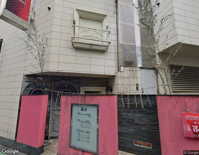 スタークレセントの外観