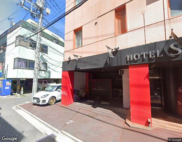 HOTEL Diana 右側からの外観