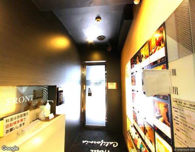 ホテル カリフォルニア雷門店 右側からの外観