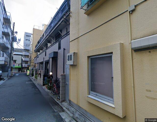 たかしま 左側からの外観