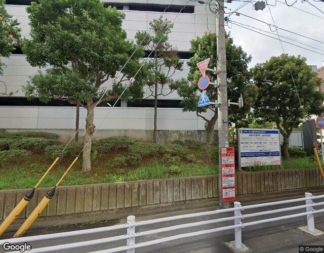 ホテル 貮番館 裏側からの外観