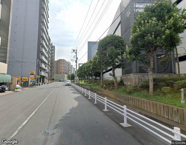 ホテル 貮番館 右側からの外観