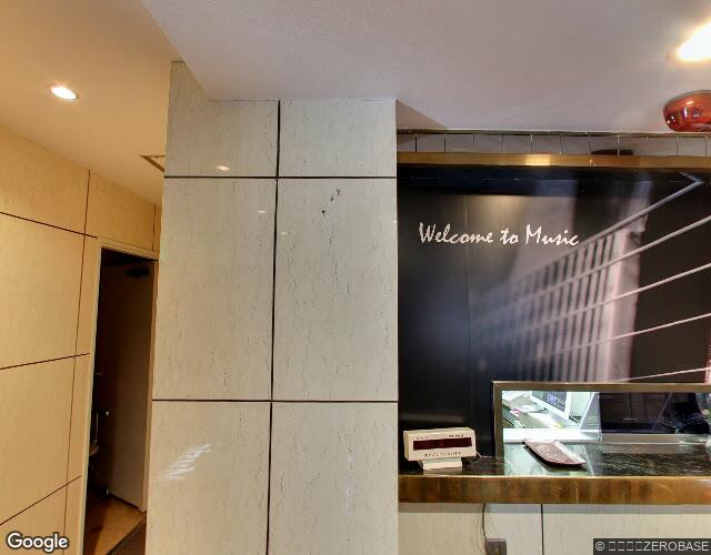 HOTEL MUSIC 裏側からの外観