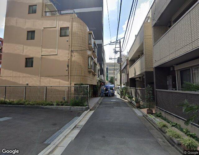 ピュア 裏側からの外観
