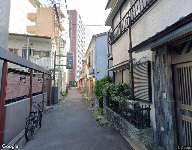 HOTEL the Lip 裏側からの外観