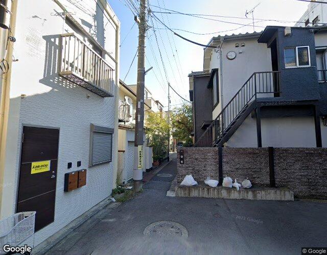 シンデレラタイム 右側からの外観