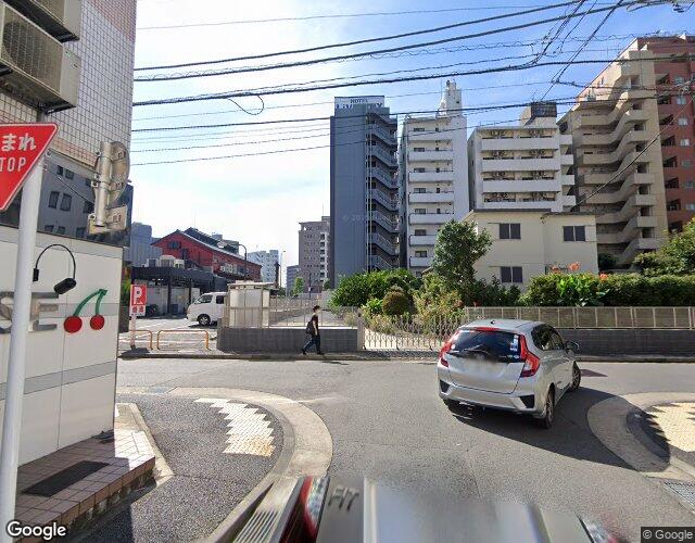セリーズ 左側からの外観