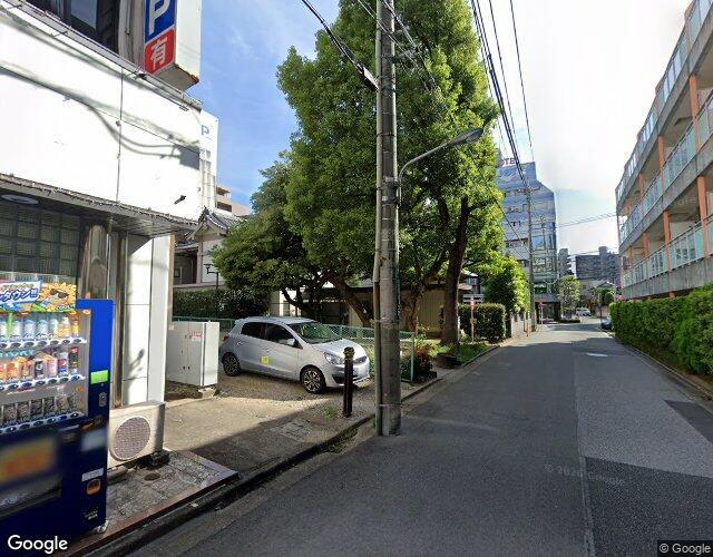 レジェンド 裏側からの外観