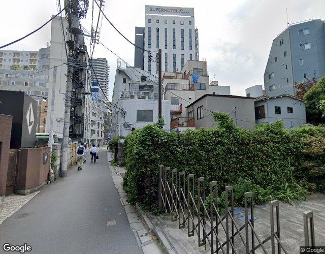 ラフォーレ 左側からの外観