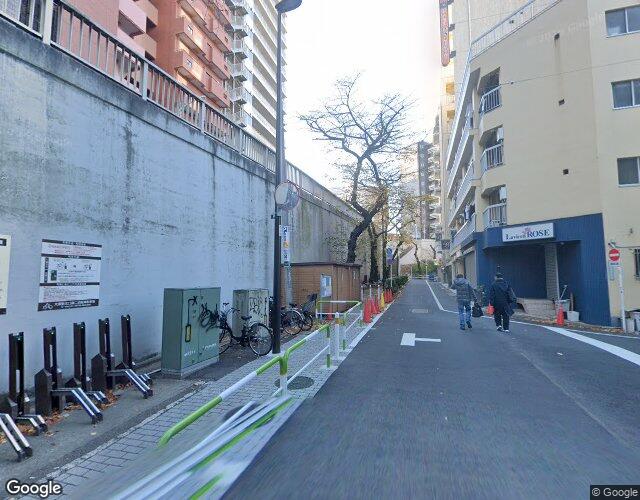 ホテル モアナ大塚 左側からの外観
