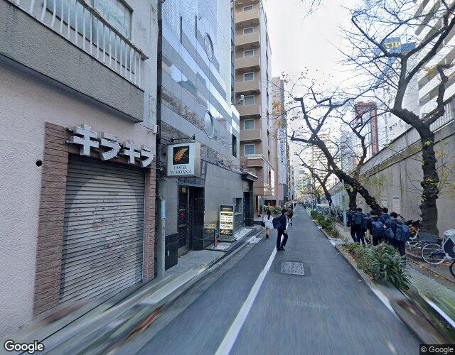 ホテル モアナ大塚 右側からの外観