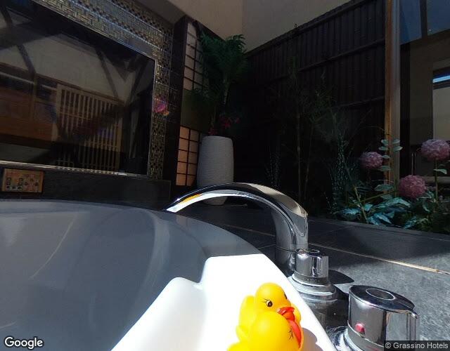 HOTEL GRASSINO URBAN RESORT 左側からの外観