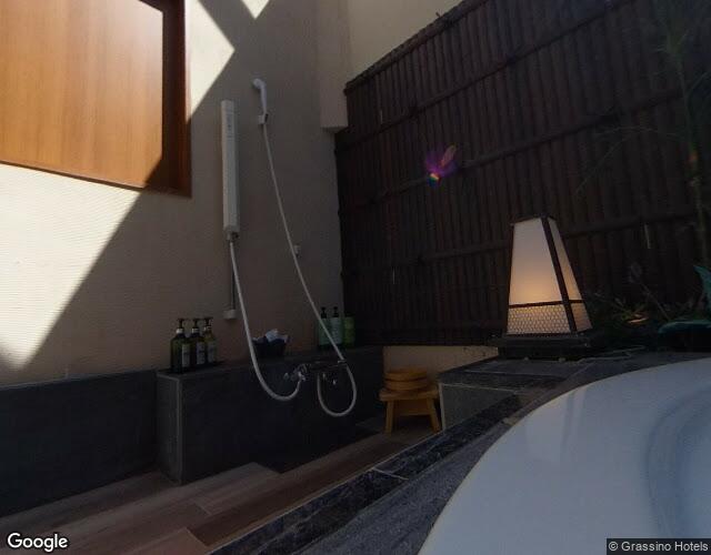 HOTEL GRASSINO URBAN RESORT 右側からの外観