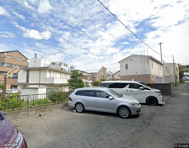ガーデン伏見 右側からの外観