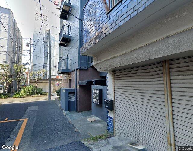 ホテル 2001 左側からの外観