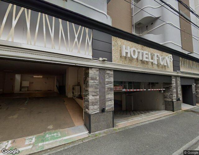 FUN3 左側からの外観