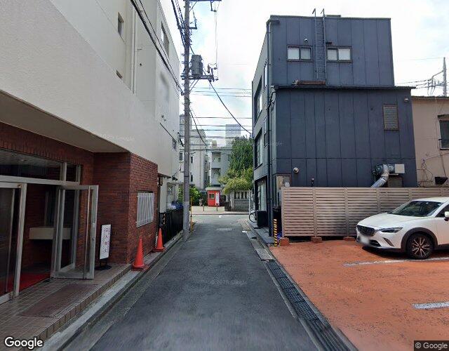 ホテル マキシム 左側からの外観