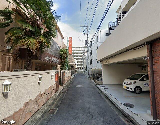 ホテル マキシム 右側からの外観