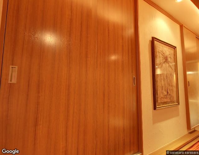 ホテル　くちなし城　桃源郷 伊勢原 右側からの外観