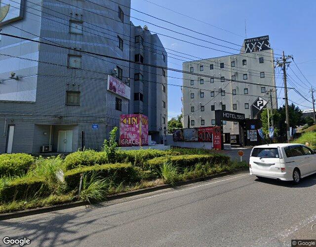 HOTEL555 秦野 -現 UTSUTSU- 裏側からの外観