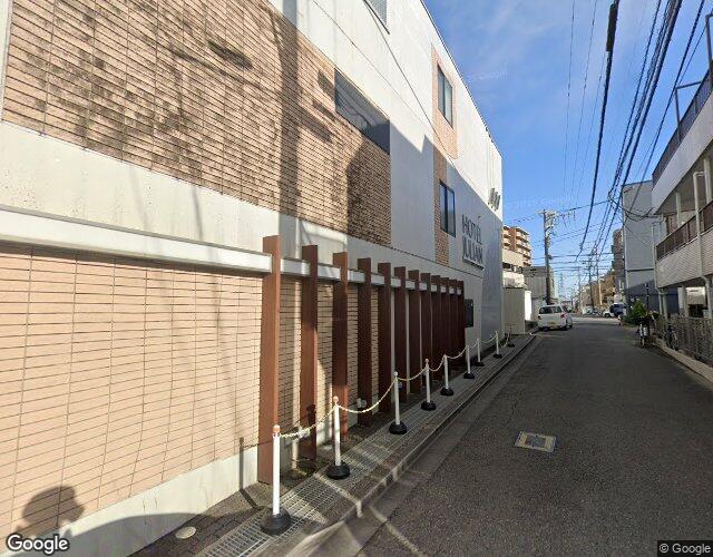 ホテル ジュリアン 右側からの外観