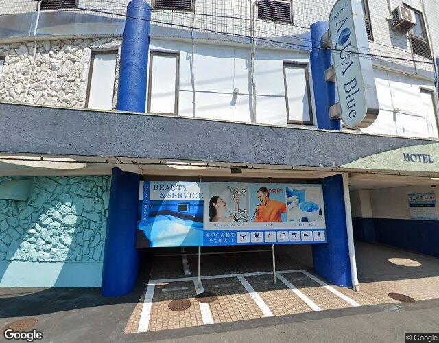 ホテル アクアブルー 横須賀の外観