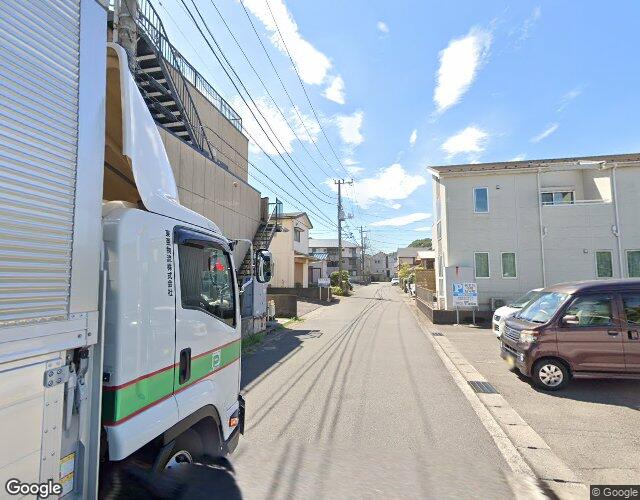ホテル フェスタ横須賀 裏側からの外観
