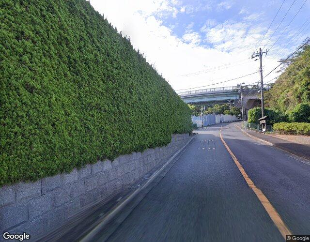 ホワイトハウス葉山 裏側からの外観