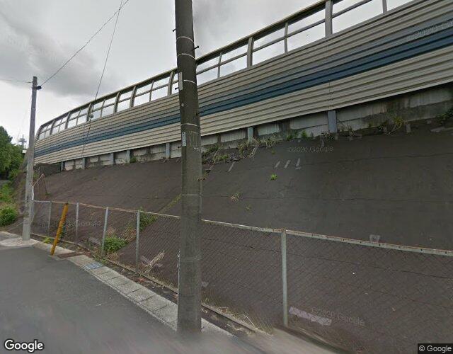 ホテル クレスト 千葉穴川 裏側からの外観