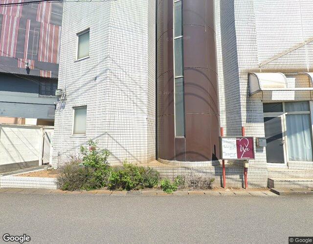 ホテル WE2 右側からの外観