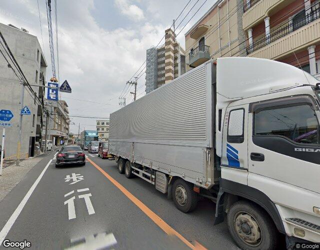 HOTEL UFO 右側からの外観