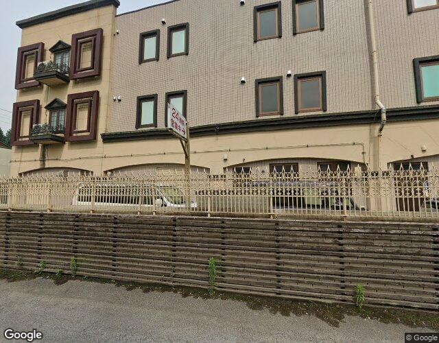 ホテル レモンツリー富里店 右側からの外観