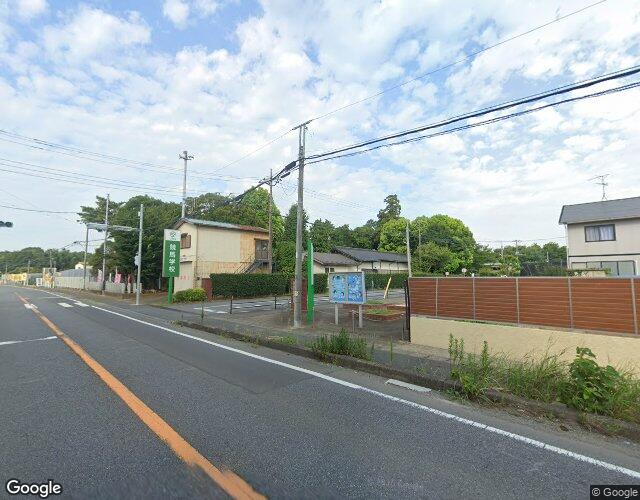 トレビ 左側からの外観