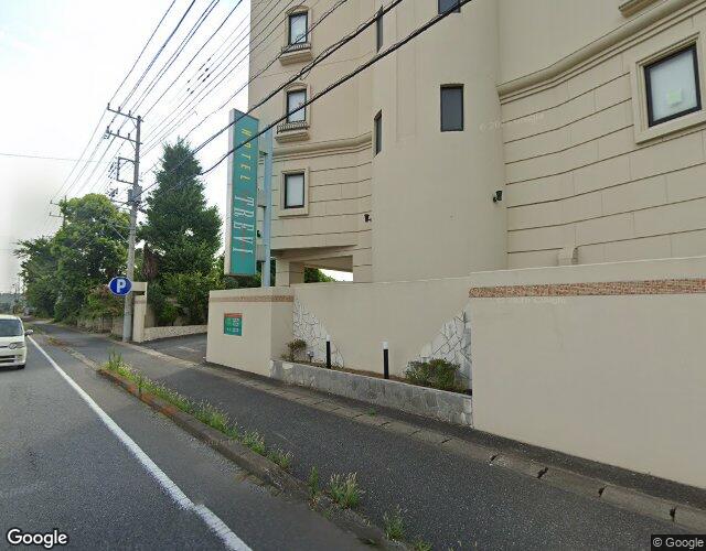 トレビ 右側からの外観