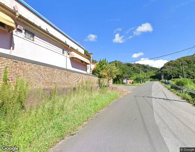ナインハーフ 右側からの外観