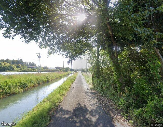 555茂原 右側からの外観