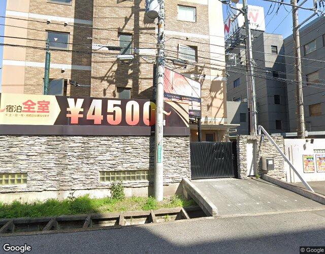 ラモード岩槻 右側からの外観