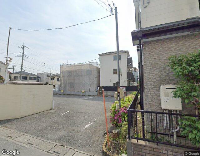 K&K 右側からの外観