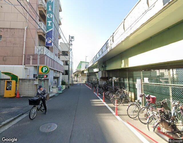 ハイビスカス川口 左側からの外観