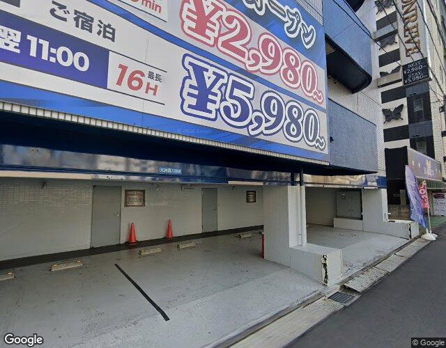 モンリーヴ 左側からの外観