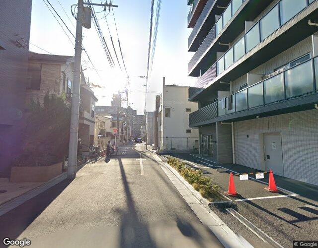 HOTEL COMFY 左側からの外観