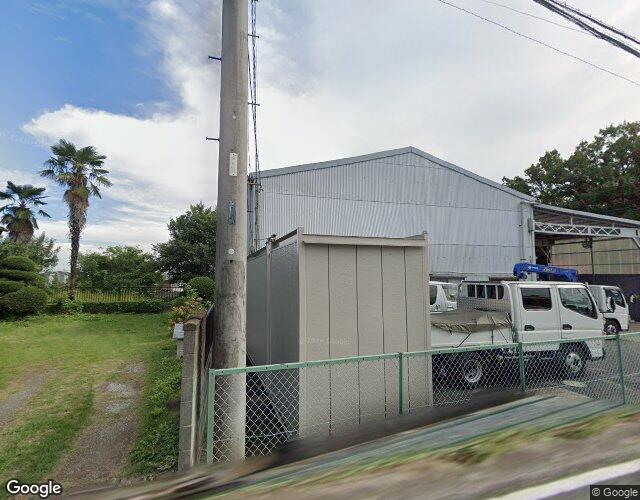 ブルージェ坂戸 右側からの外観