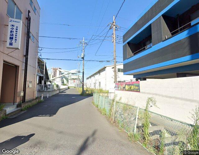 ハイビスカス八潮 左側からの外観