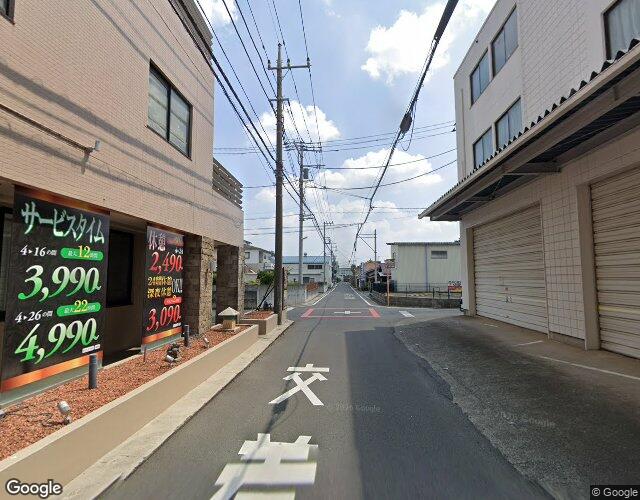 EIGHT PRINCE HOTEL【スタイリッシュグループ(おとぼけビーバー)】 右側からの外観