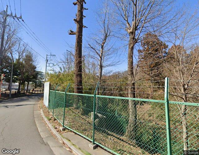キャトルセゾン 左側からの外観