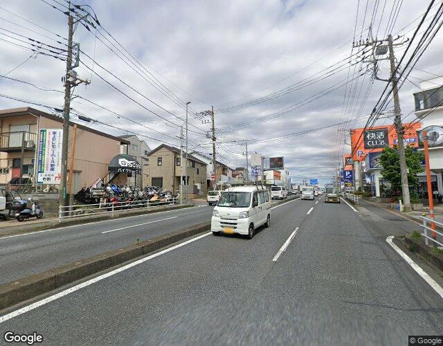ブルージェ新座 左側からの外観