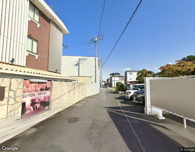 Re： 右側からの外観